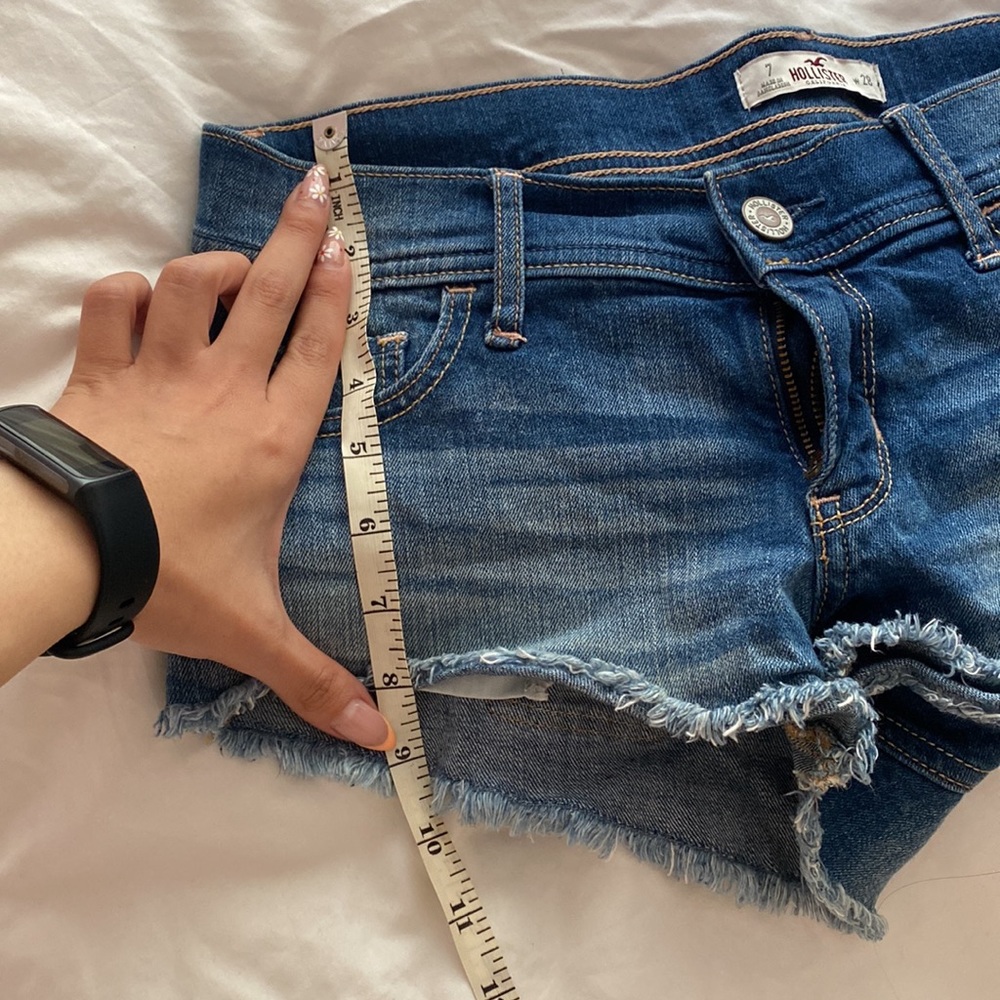 Hollister short shorts - Picture 4 of 4